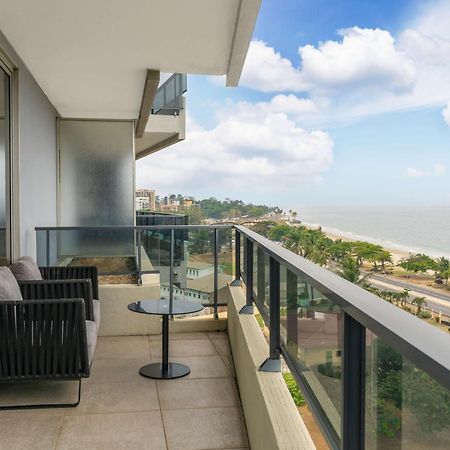 Radisson Blu Okoume Palace Hotel, リーブルヴィル エクステリア 写真