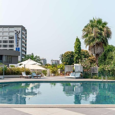 Radisson Blu Okoume Palace Hotel, リーブルヴィル エクステリア 写真